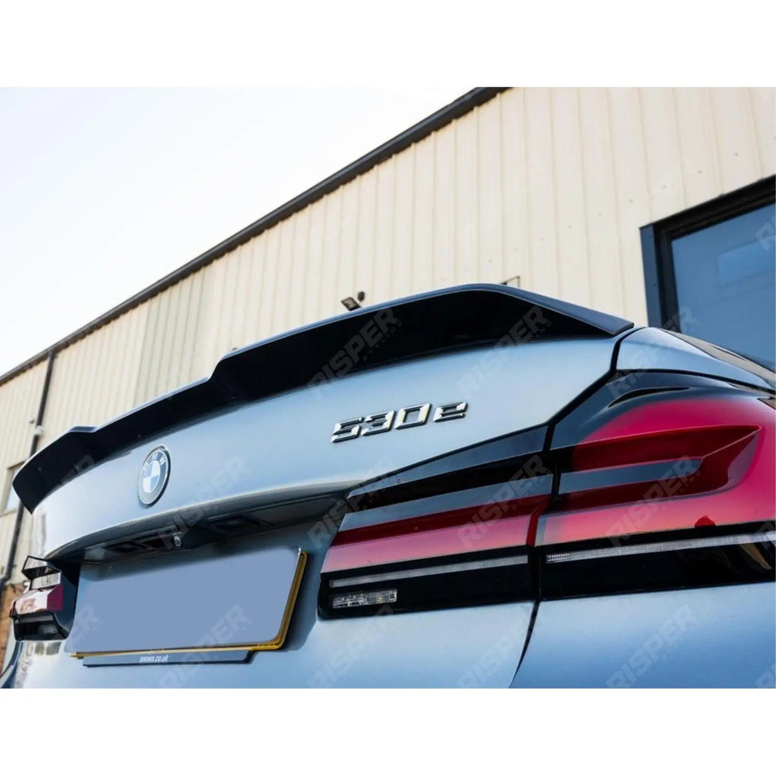 BMW 5 Series M5 G30 F90 - Gloss Black CS Style Rear Spoiler