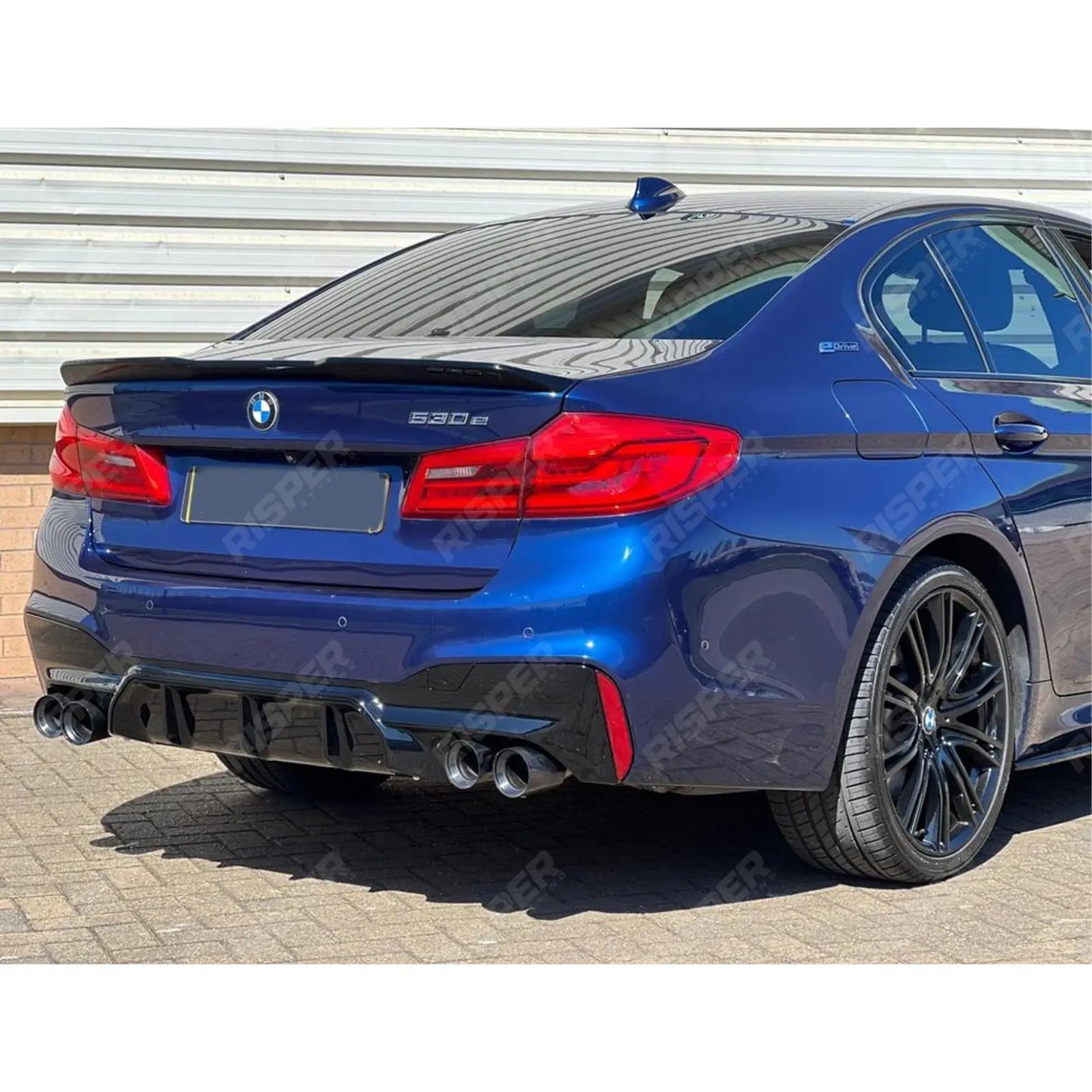 BMW 5 Series M5 G30 F90 - Gloss Black CS Style Rear Spoiler