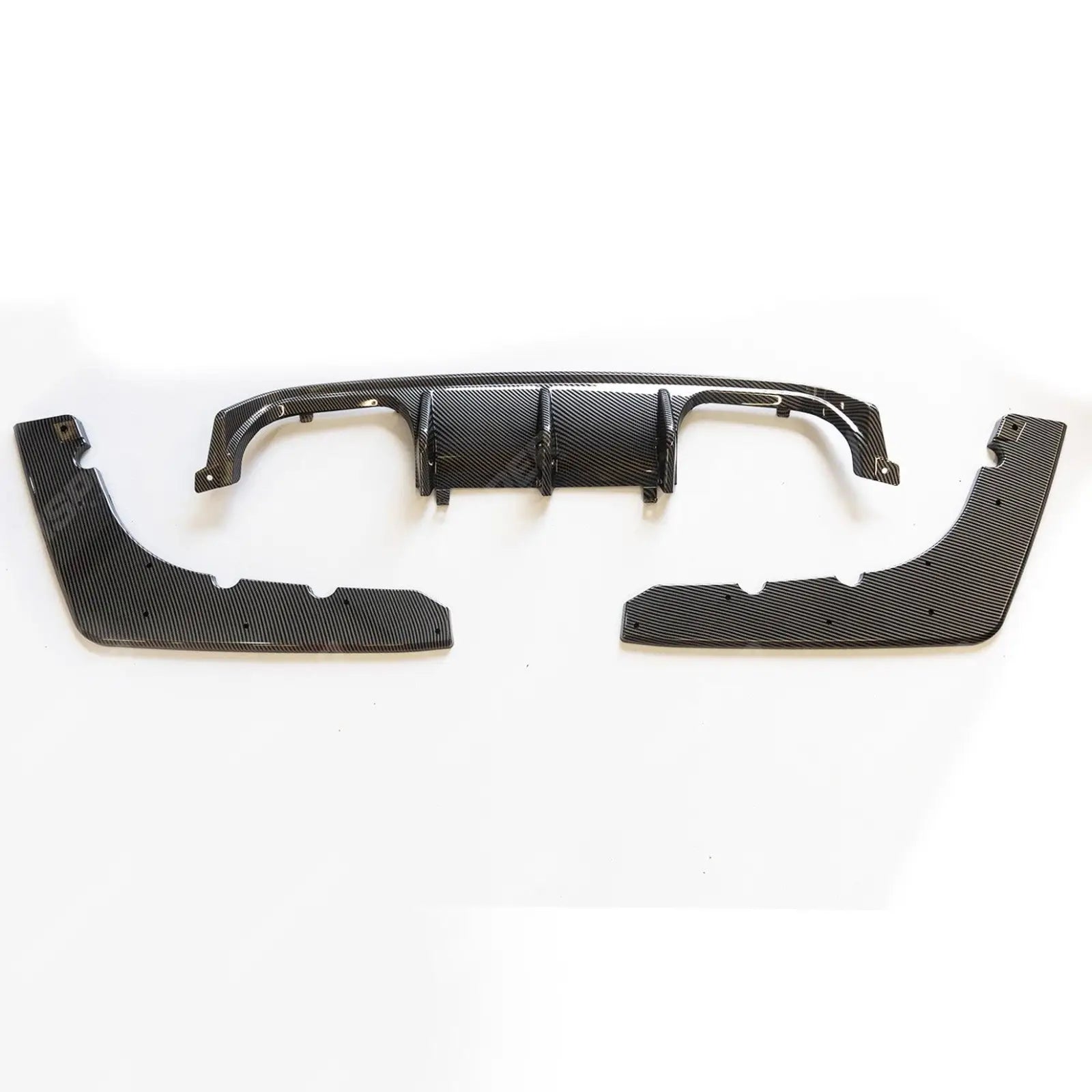 BMW M3 M4 Series F80 F82 V - Style Rear Diffuser in Carbon Look