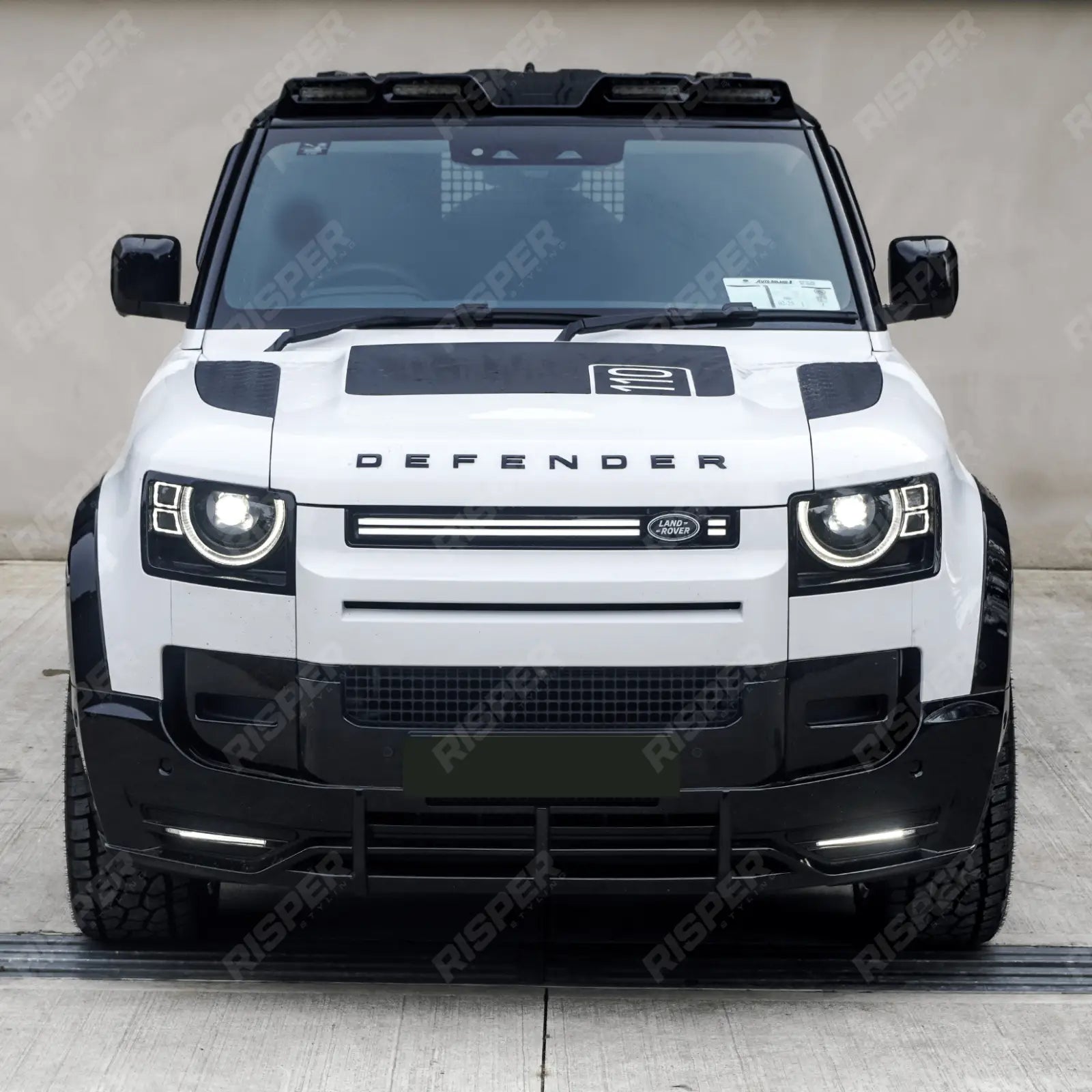 Land Rover Defender L663 90/110/130 2020+ Roof Light Pod V2 In Gloss Black