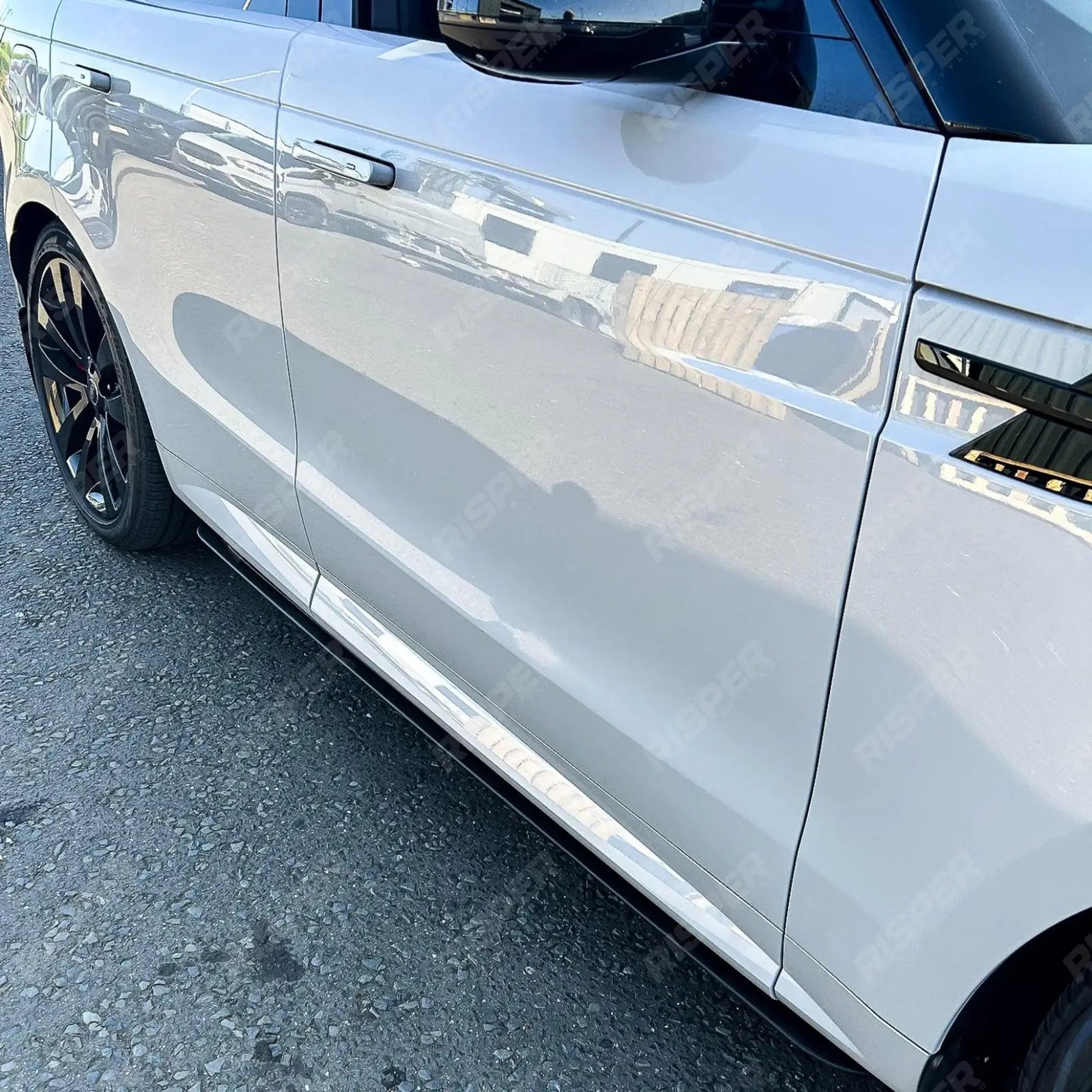 Range Rover Sport & Vogue 2023 On – Side Steps - Running Boards In Black