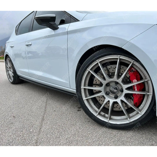 Seat Leon Fr / Cupra / Standard 2012 - 2019 Risper Side Skirt Splitters In Gloss Black