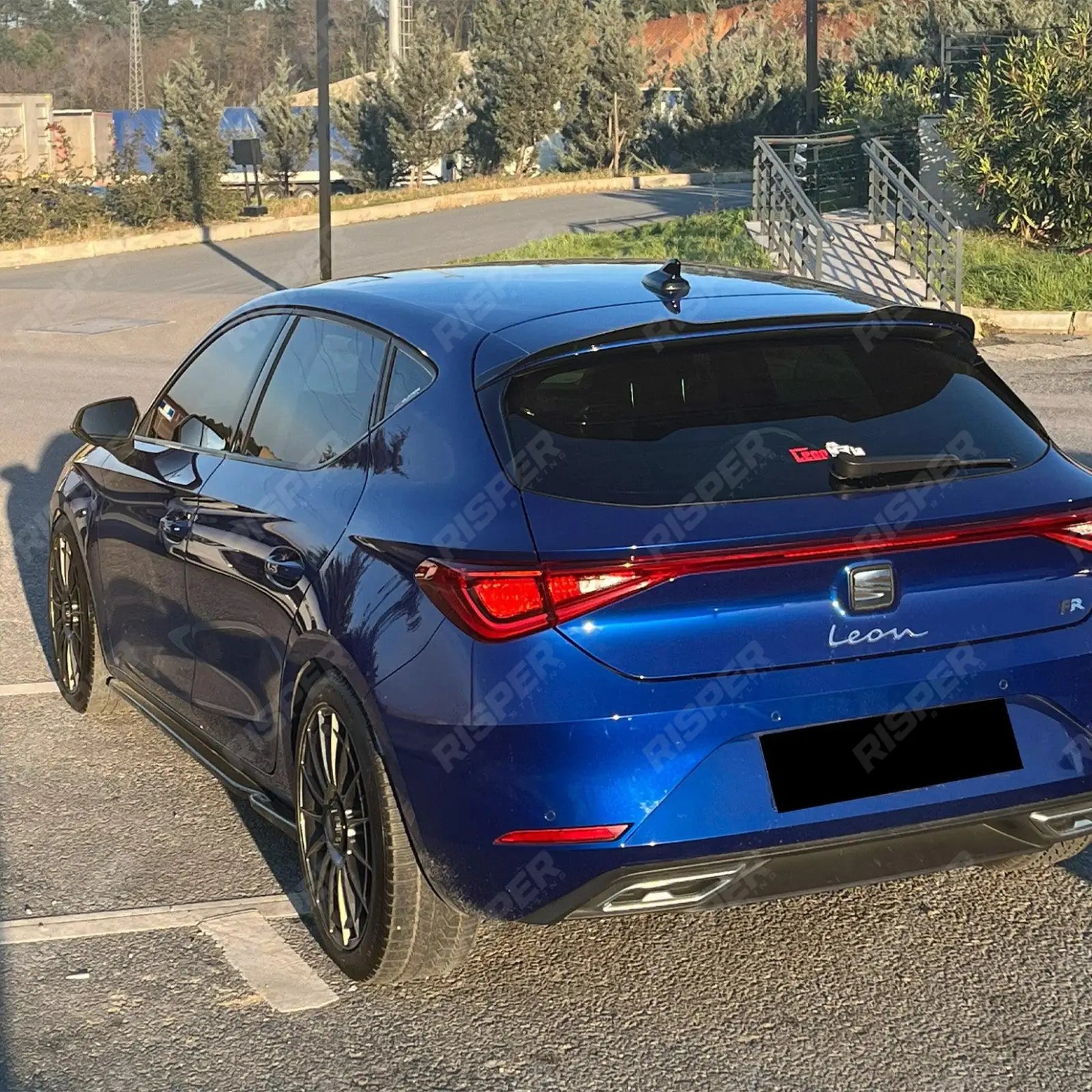 Seat Leon Fr Mk4 2020+ - Risper Side Skirt Splitters In Gloss Black