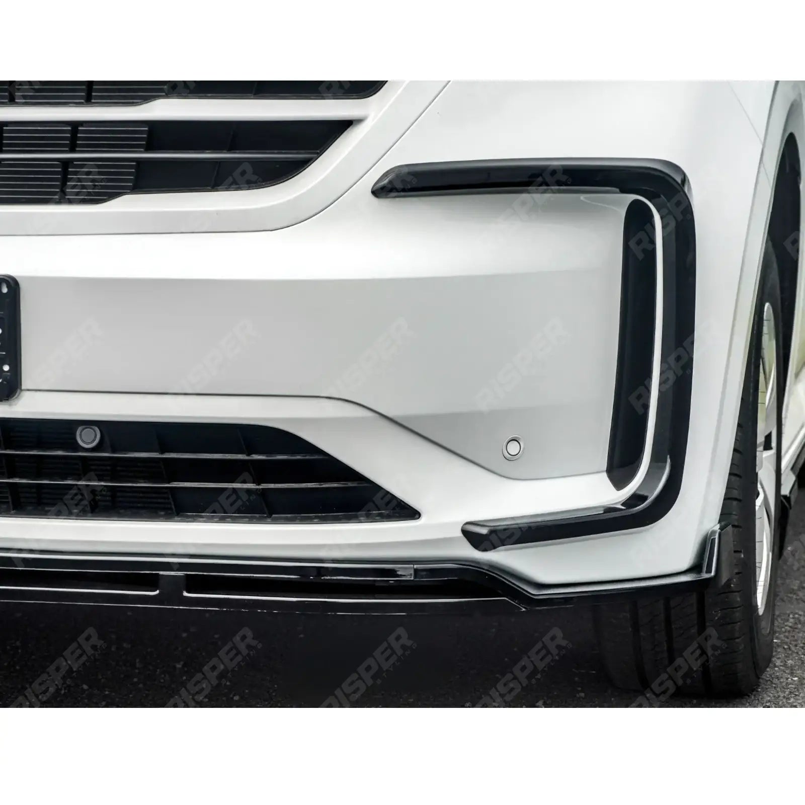 Volkswagen Transporter T7 SWB 2025 on V2 Premium Aero Kit In Gloss Black Body Kit