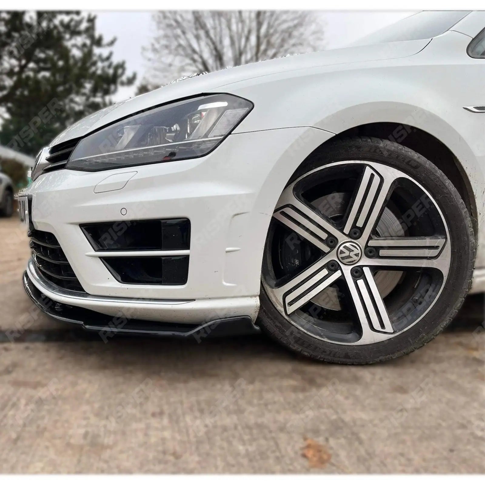 VW Golf MK7/MK7.5 R 2017 - 2020 - Risper Front Splitter In Gloss Black