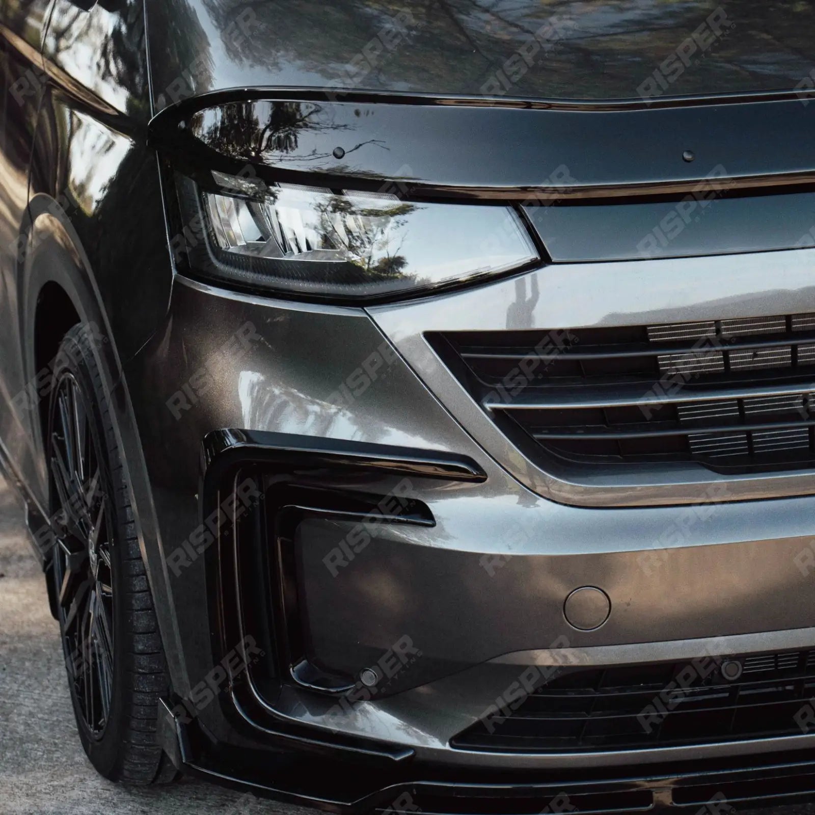 VW Transporter T7 2024 On STX Bonnet Guard Protector – Black Bonnet Guard