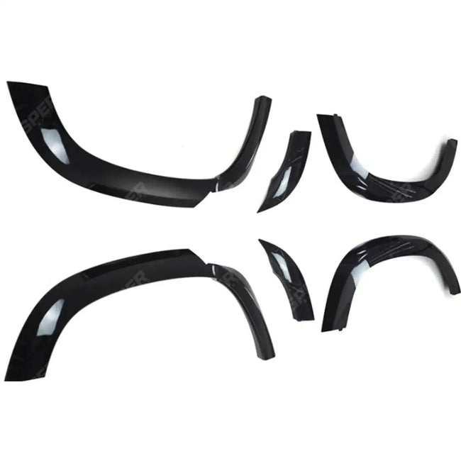Wheel Arch Kit Gloss Black For Land Rover Defender 130 Secondary image