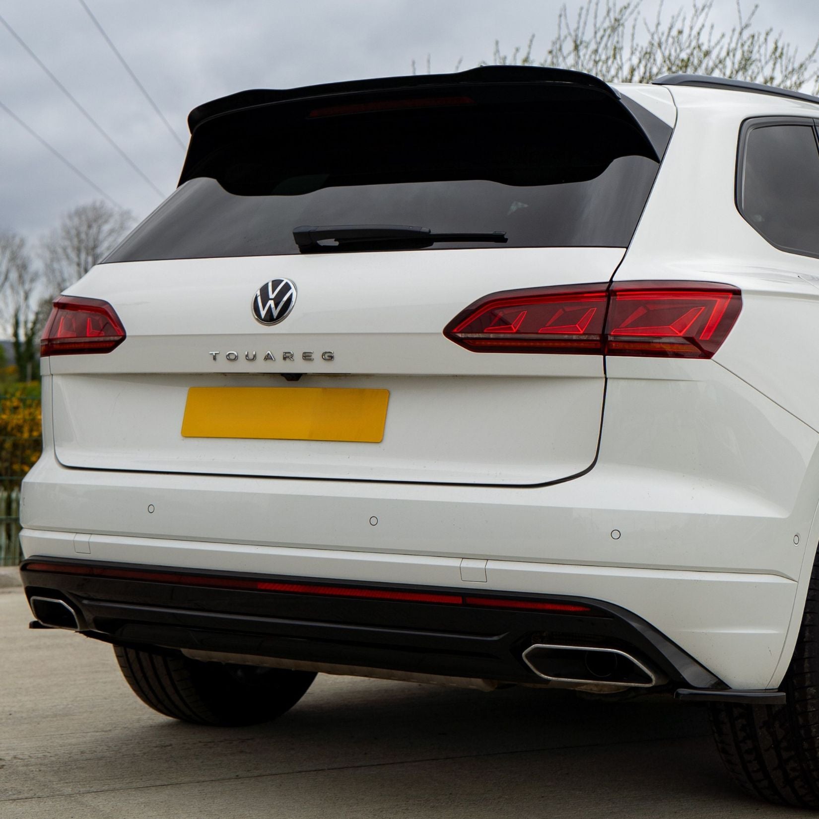 Aero Body Kit In Gloss Black For Volkswagen Touareg MK3 R Line 2018-2023