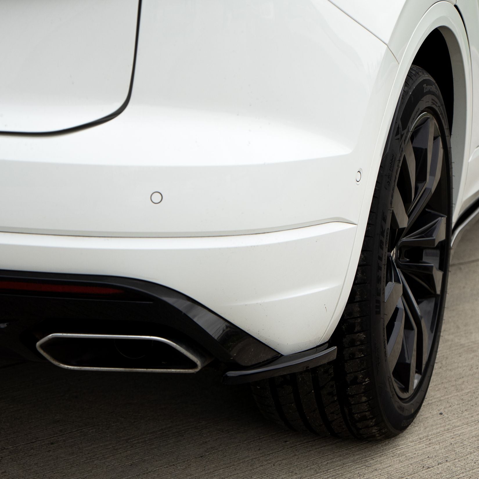 Aero Body Kit In Gloss Black For Volkswagen Touareg MK3 R Line 2018-2023