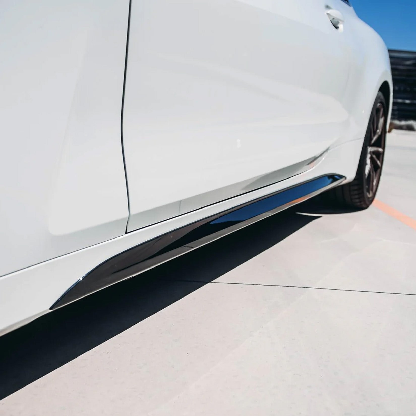 BMW 4 Series G22 M Sport 2020+ Side Skirt Splitters in Gloss Black