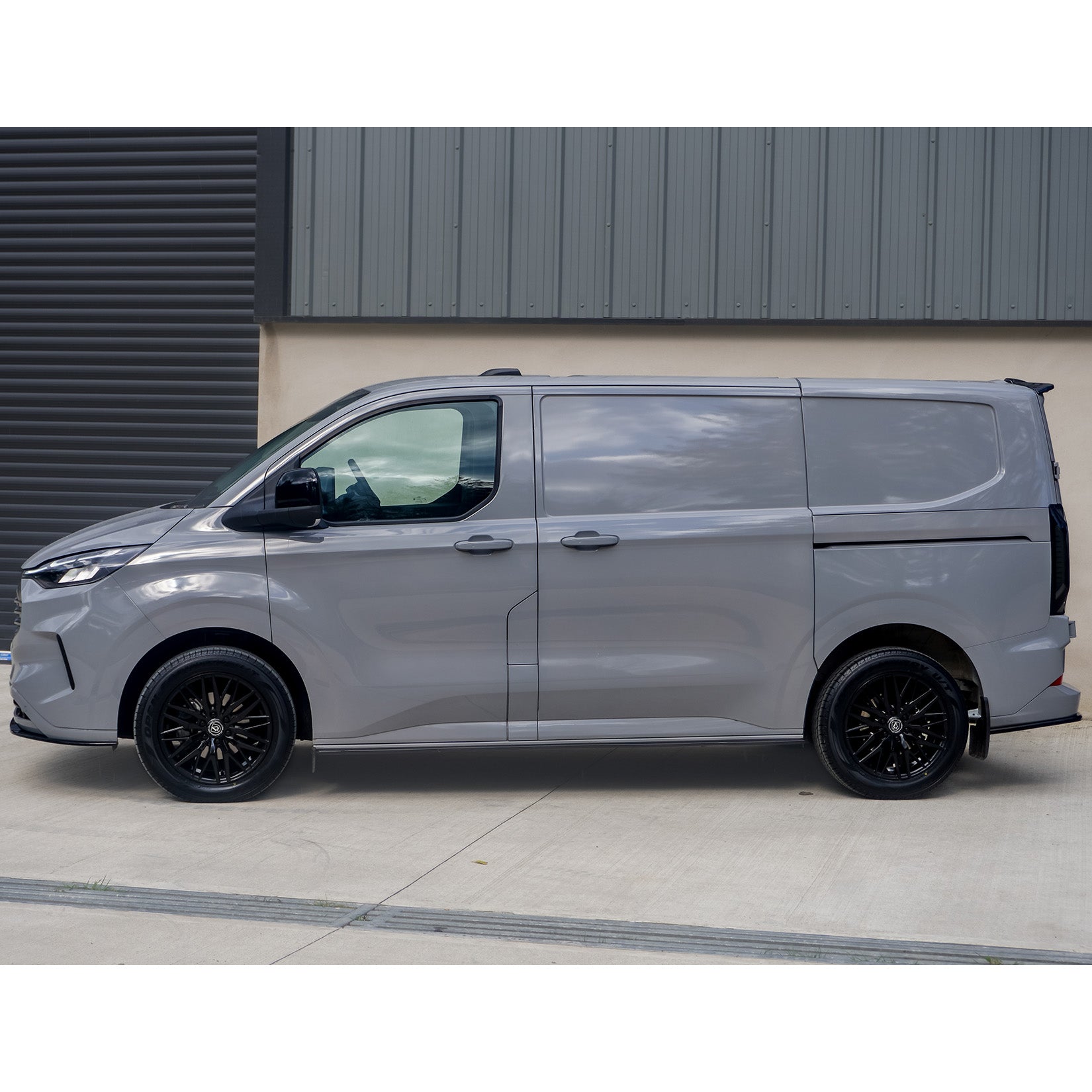 Ford Transit Custom 2024 on Trend & Limited Rear Roof Spoiler Unpainted