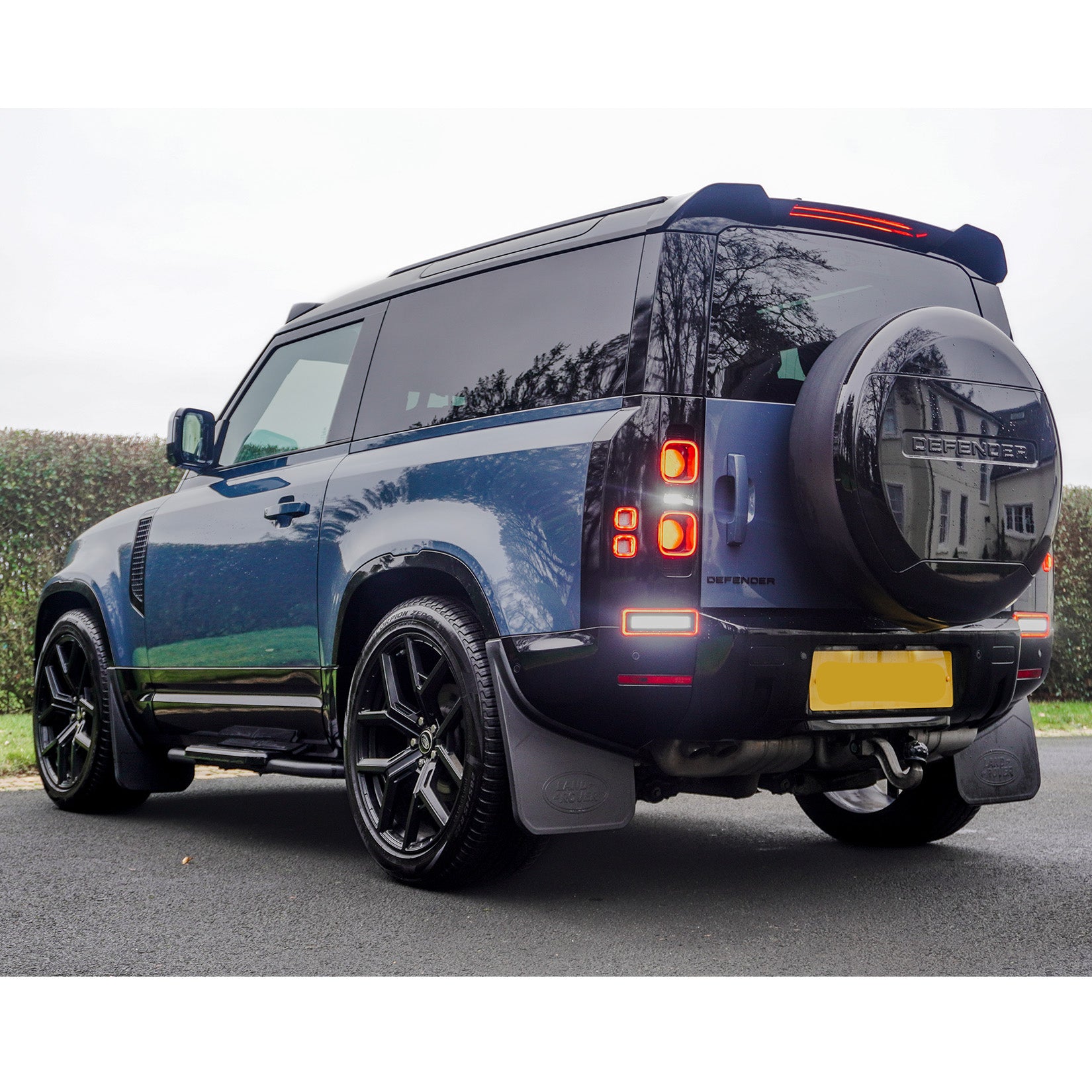 Defender Reverse Light Land Rover Defender L663 90 /110 / 130 2020 Onward - Reverse Lights ...