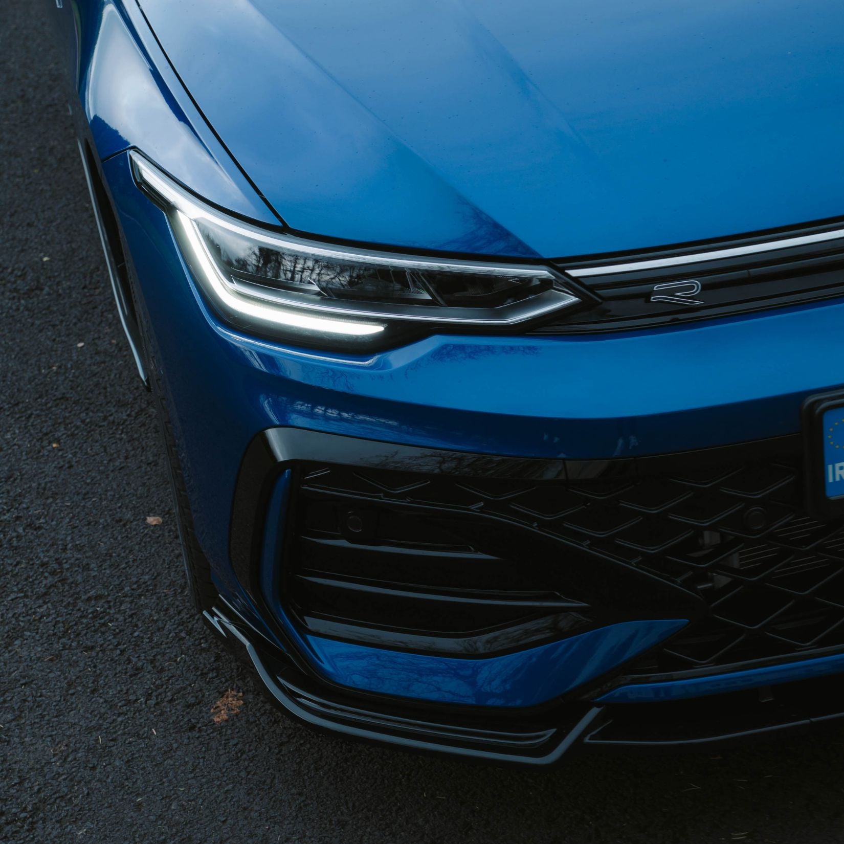 Volkswagen Golf MK8.5 Facelift GTI R R Line Front Splitter In Gloss Black