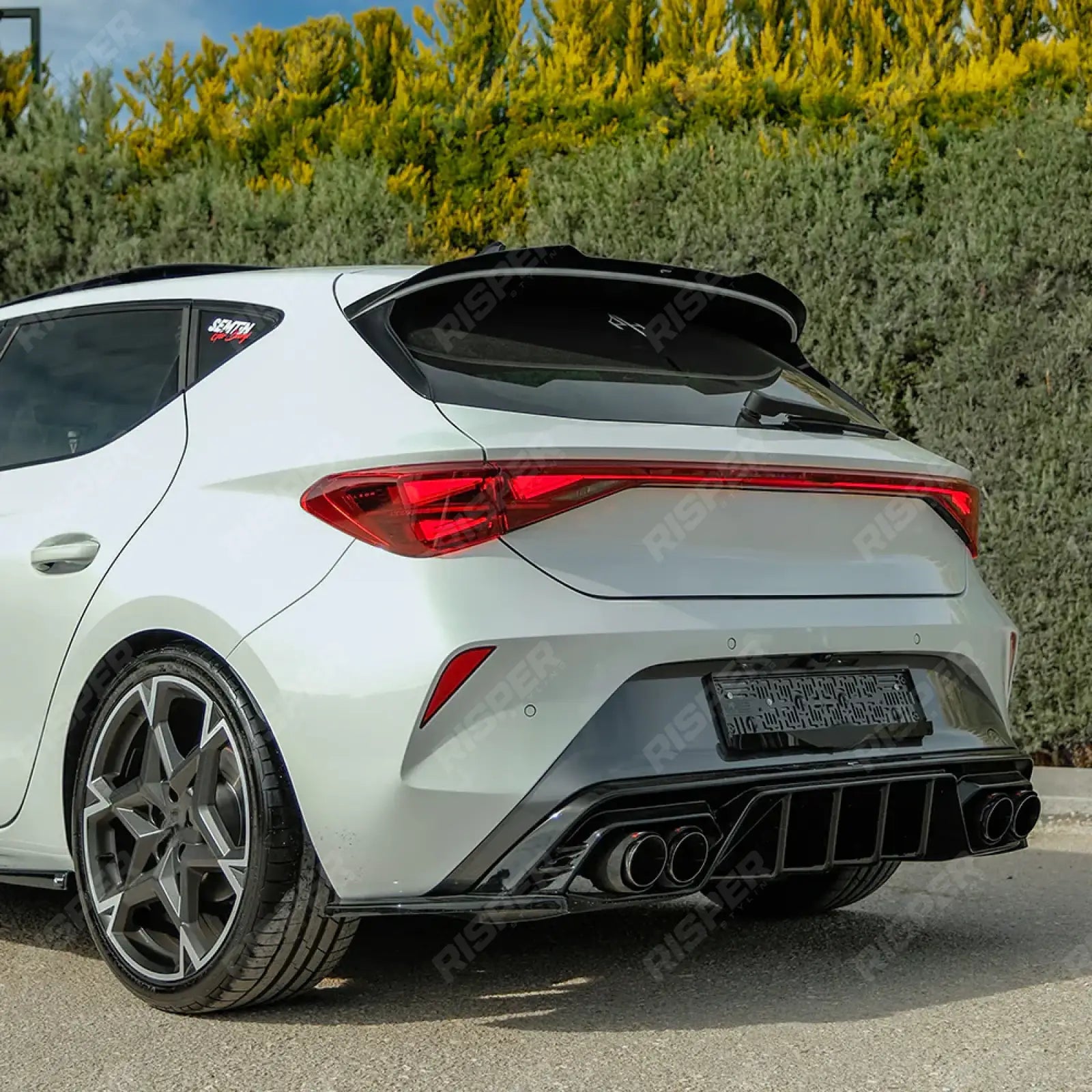 Cupra Leon Facelift 2024 On Aero Body Kit In Gloss Black Aero Kit