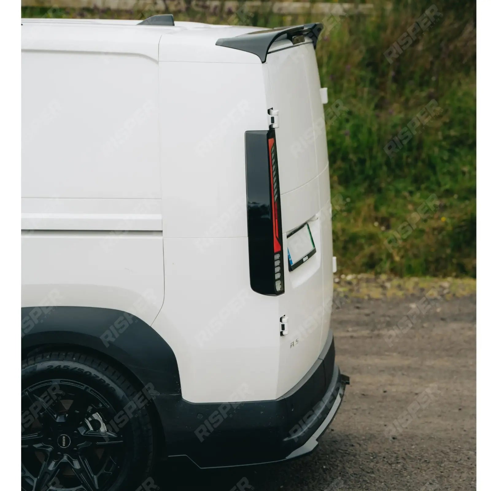Barn Door Rear Spoiler in Gloss Black For Kia Pv5 Cargo 2025+ - Rear Spoilers