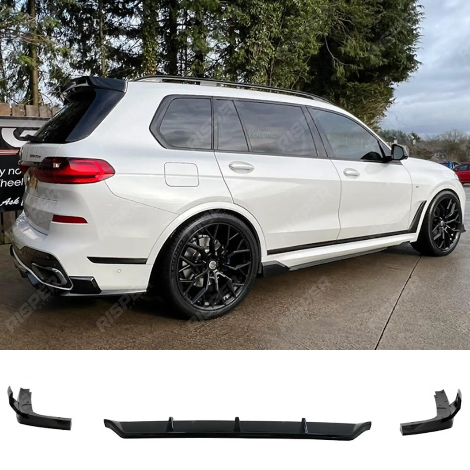 BMW X7 G07 2018-2023 Black Knight Rear Diffuser In Gloss Black - Diffuser Main image