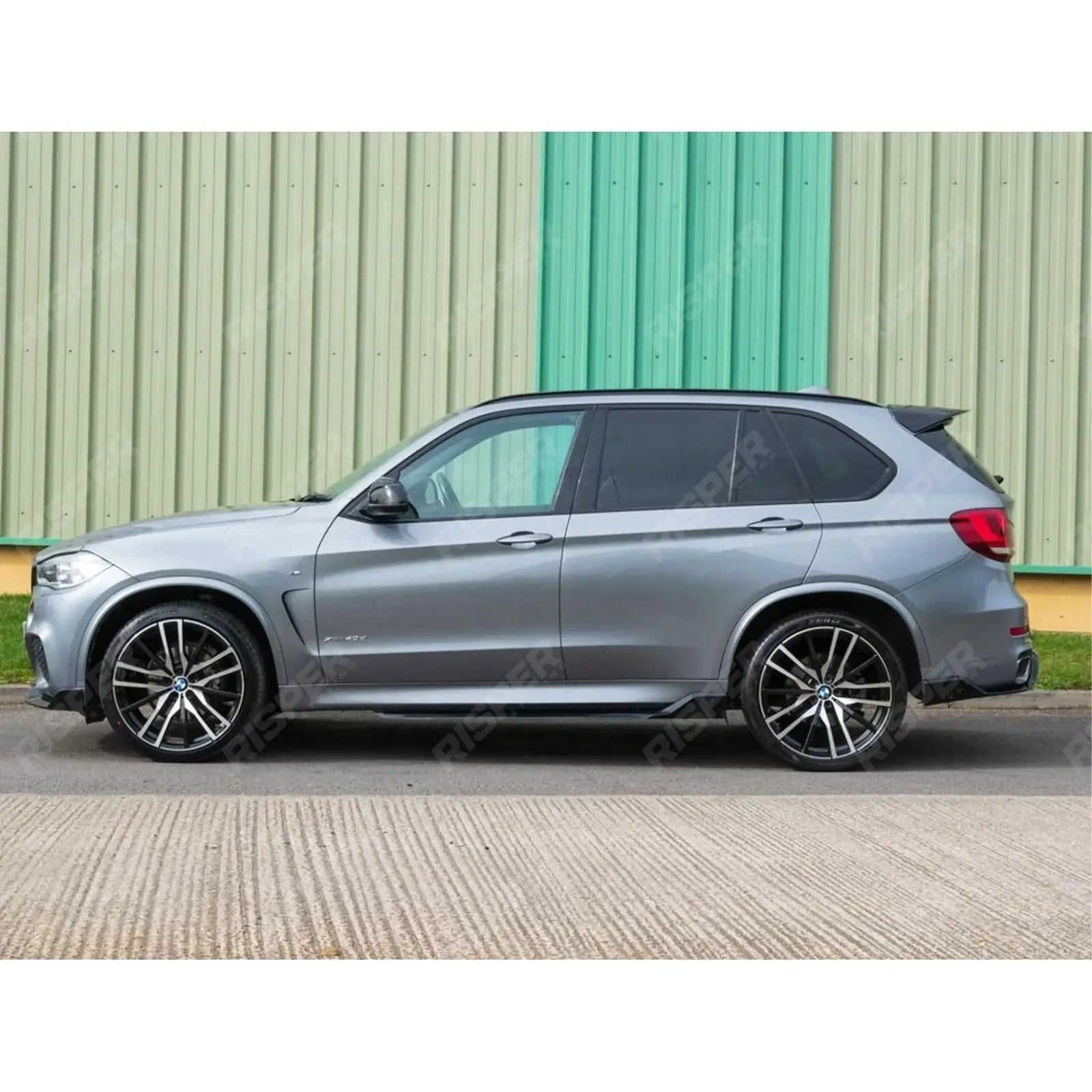 BMW X5 F15 2013-2018 Black Knight Side Skirts In Gloss Black - Side Skirt Splitters