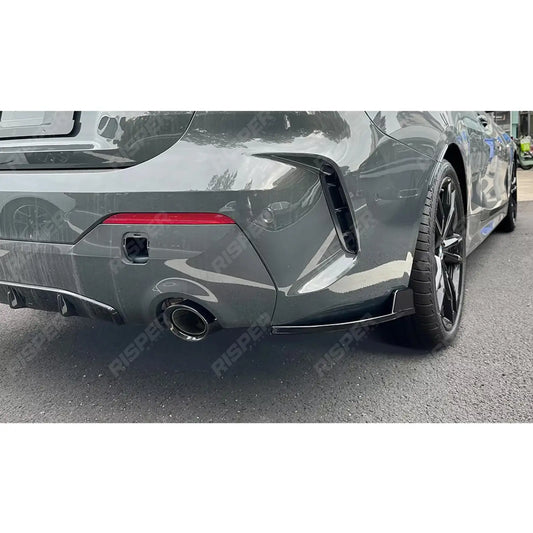 BMW 4 SERIES G22 G23 M SPORT 2020+ REAR BUMPER CORNER SPLITTERS IN GLOSS BLACK Rear Side Splitters