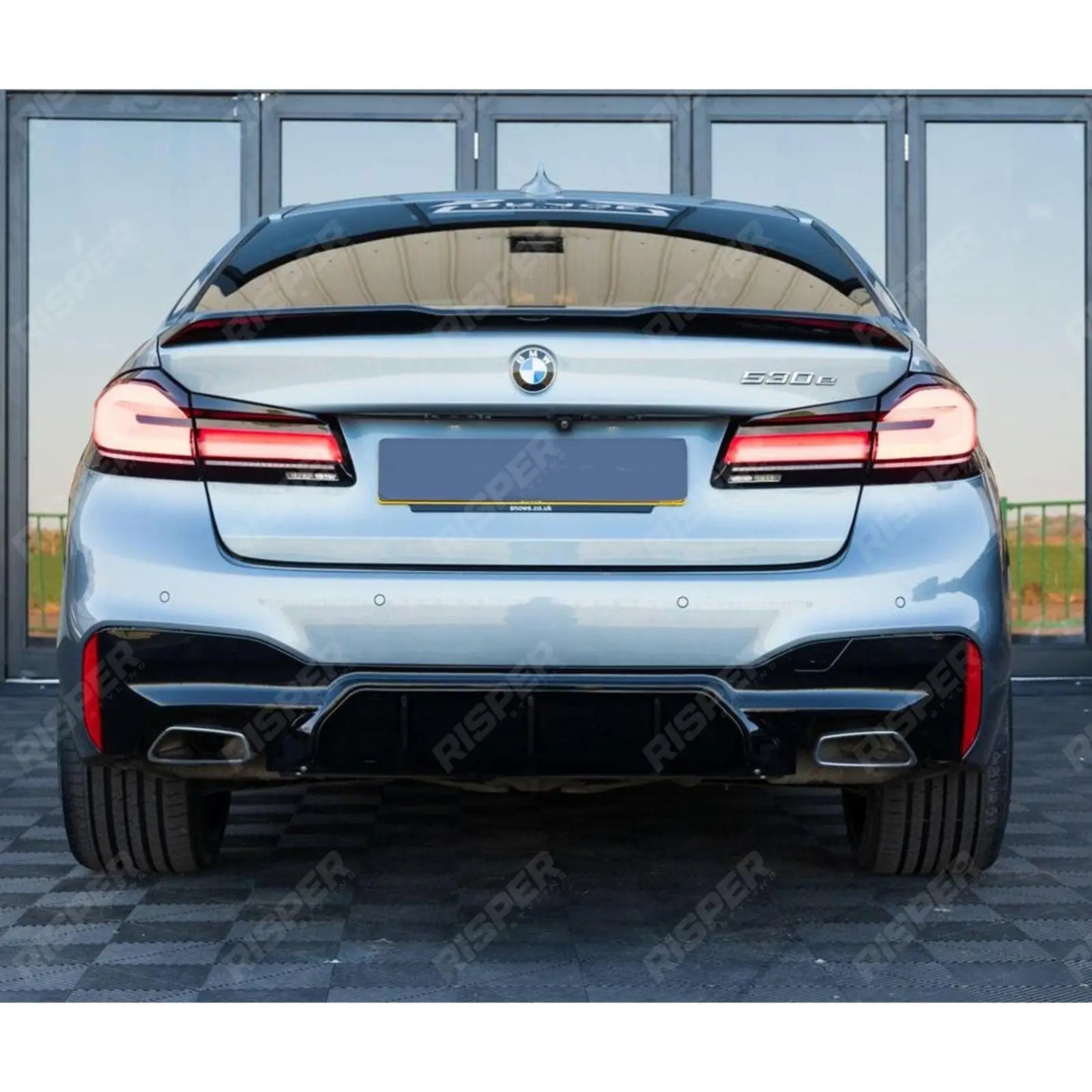 BMW 5 Series M Sport G30 G31 (pre LCI 2017 - 2020) M5 Look Rear Diffuser - Quad Exit Gloss Black