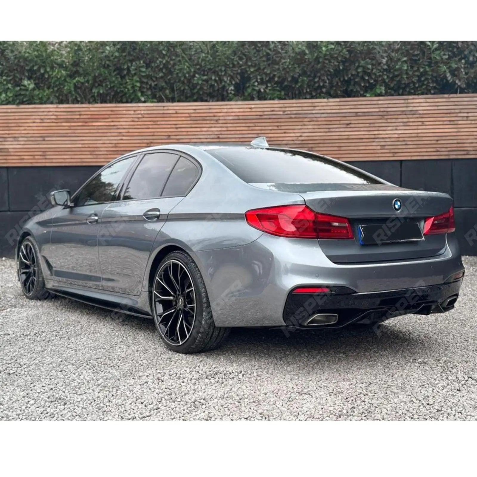 BMW 5 Series M Sport G30 G38 (pre - LCI 2017 - 2020) MP Rear Diffuser - Dual Exit Gloss Black