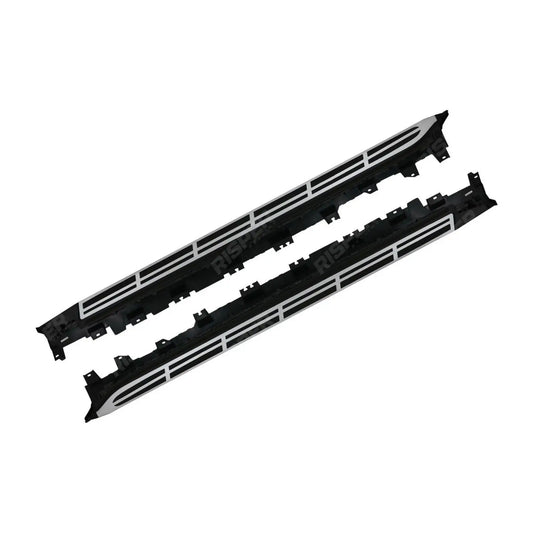 BMW X7 G07 2018 on Side Steps - Silver & Black