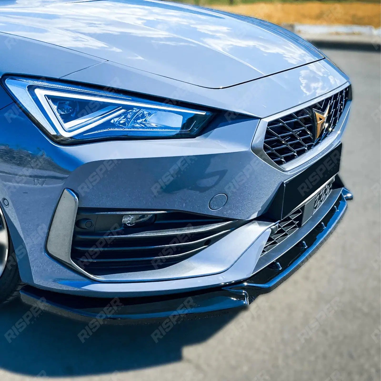 Cupra Leon 2020+ Front Splitter In Gloss Black Main image