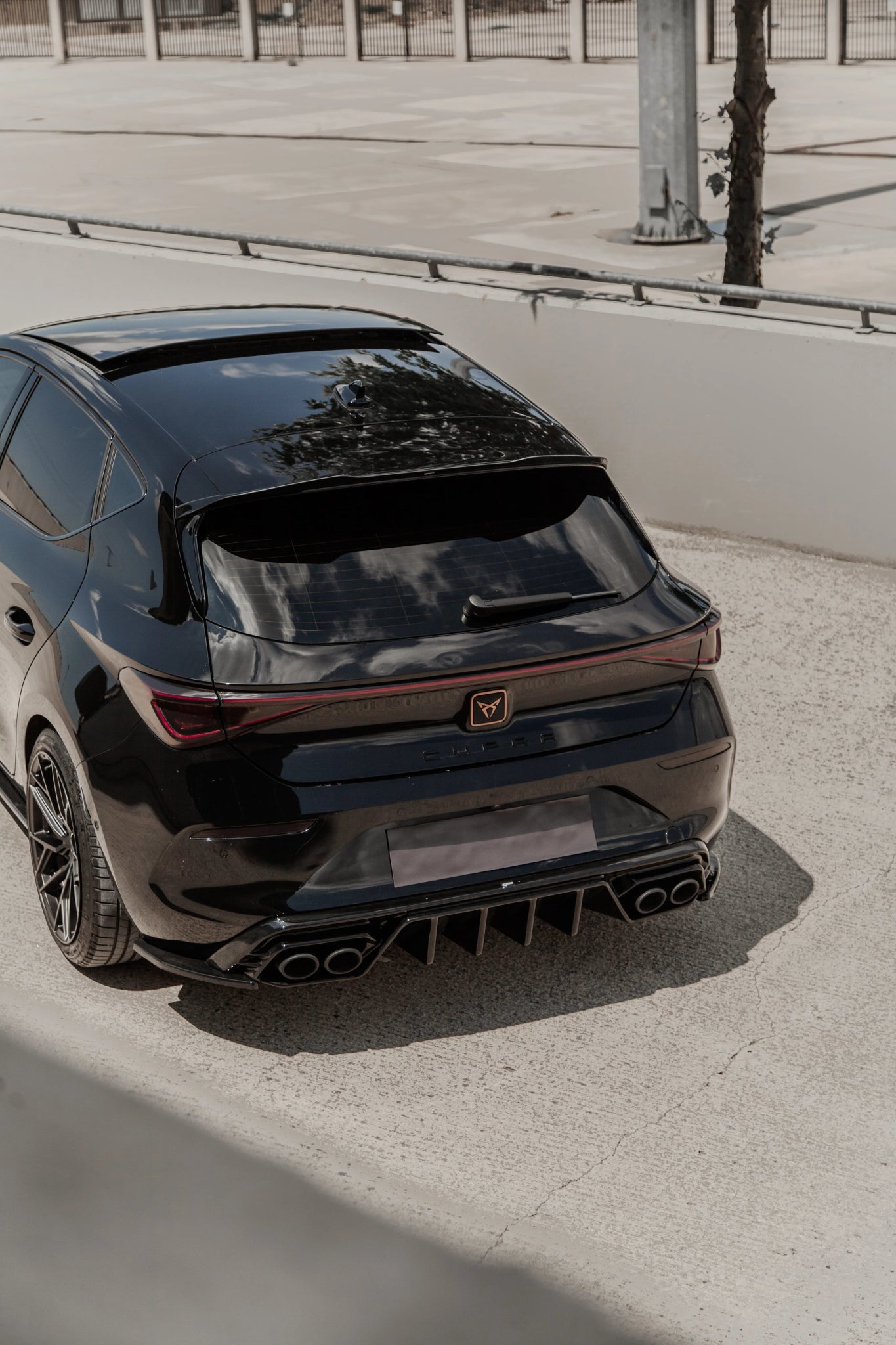 Cupra Leon 2020 On Rear Diffuser In Gloss Black
