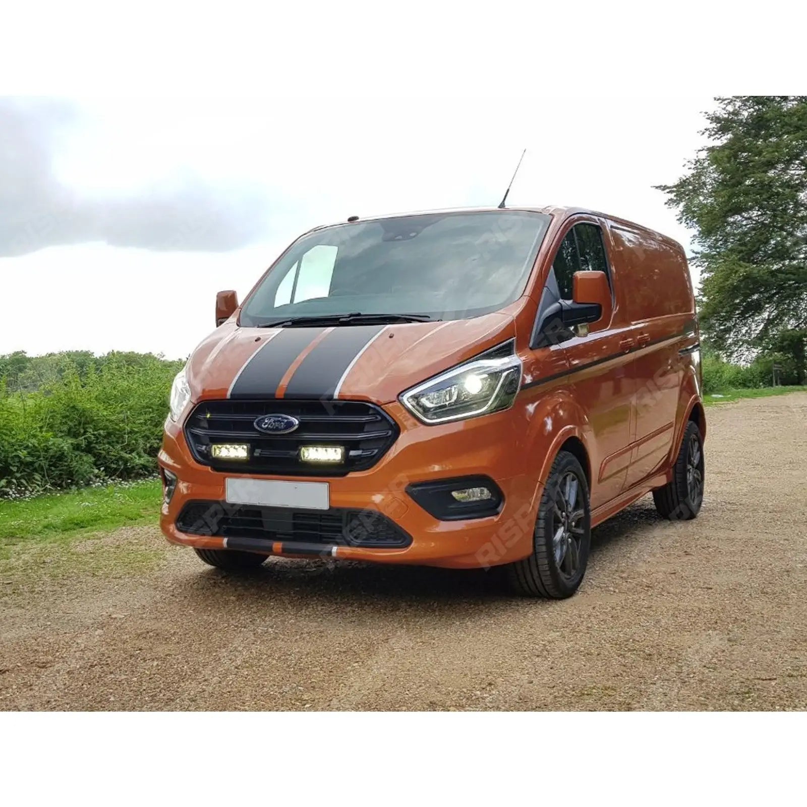 Ford Transit Custom 2018 - 2024 - Lazer Light Grille Kit - Triple - r 750 Standard