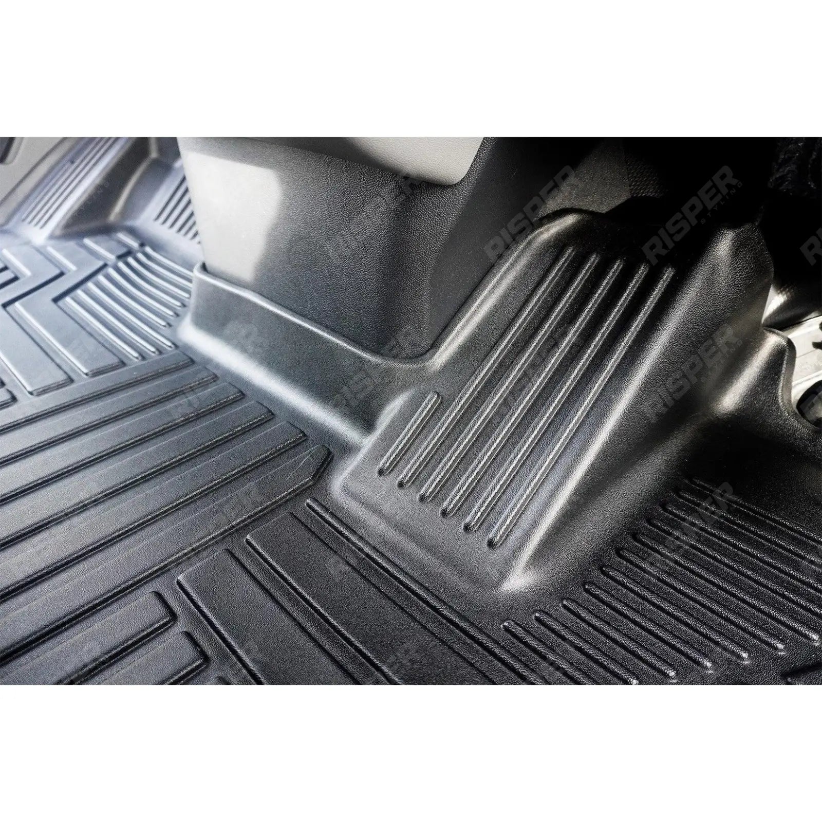 Ford Transit Custom 2024 on Automatic Mud Block Tailored Floor Mat 1 Piece