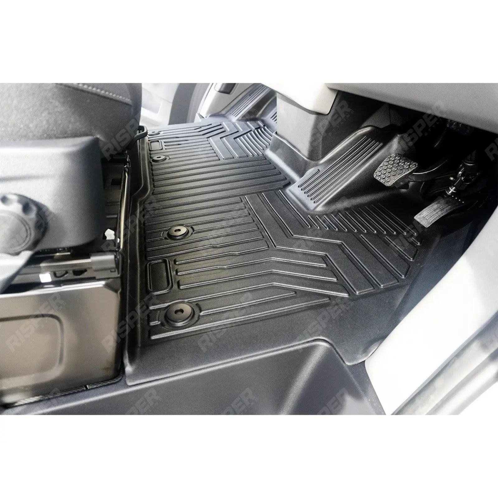 Ford Transit Custom 2024 on Automatic Mud Block Tailored Floor Mat 1 Piece