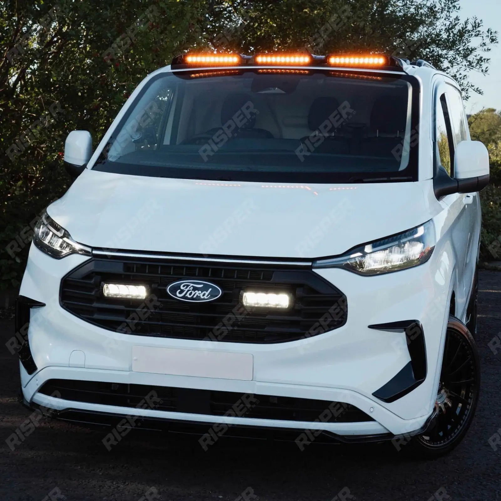 Ford Transit Custom MK2 2024 on Luminex Roof Light Pod With Amber Strobe In Gloss Black Lights