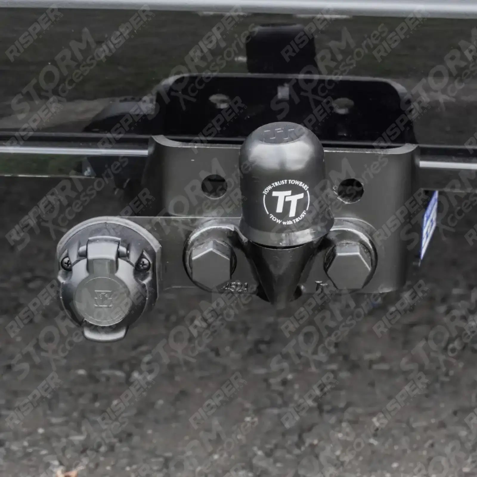 Ford Transit Custom MK2 2024 Onwards Complete Tow Bar Secondary image