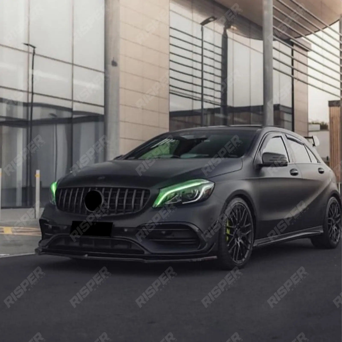 Front Splitter in Gloss Black For Mercedes a Class W176 Amg LINE 2013-2018 - Front Splitter