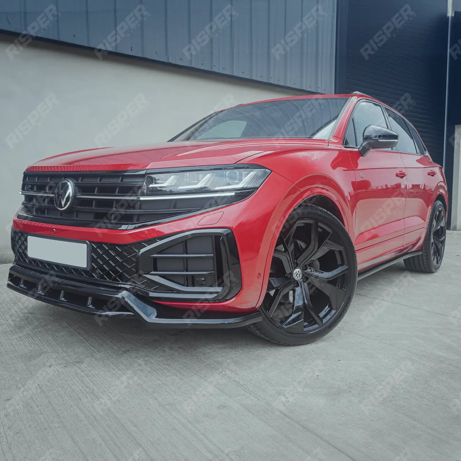 Volkswagen Touareg MK3 Facelift R Line 2023+ Front Splitter In Gloss Black