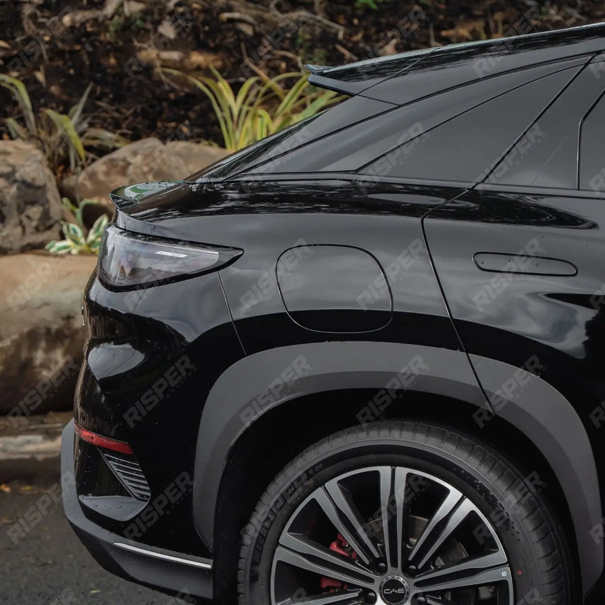 Full Aero Kit In Gloss Black For BYD Sealion 7 2024 On - Body Kit