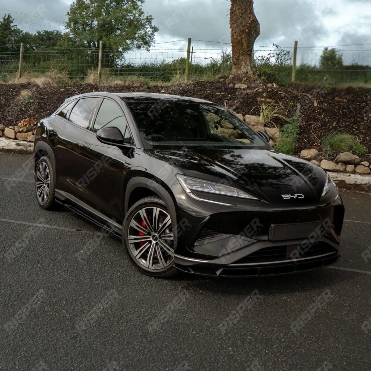 Full Aero Kit In Gloss Black For BYD Sealion 7 2024 On - Body Kit