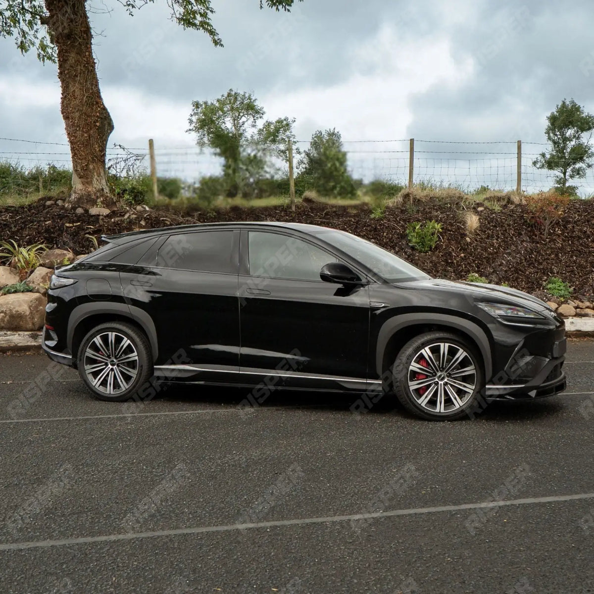 Full Aero Kit In Gloss Black For BYD Sealion 7 2024 On - Body Kit