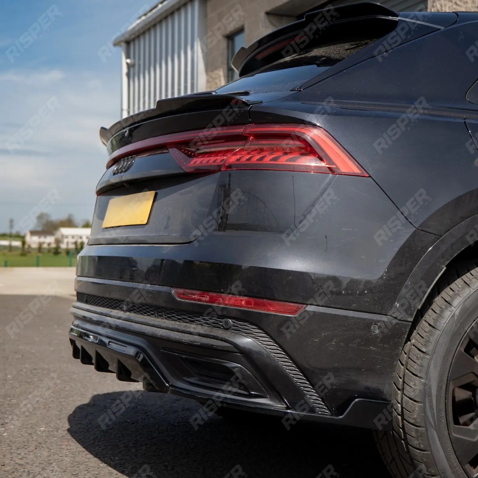 Gloss Black Rear Diffuser & Side Splitters For Audi Q8 S Line 2023+ - Diffuser