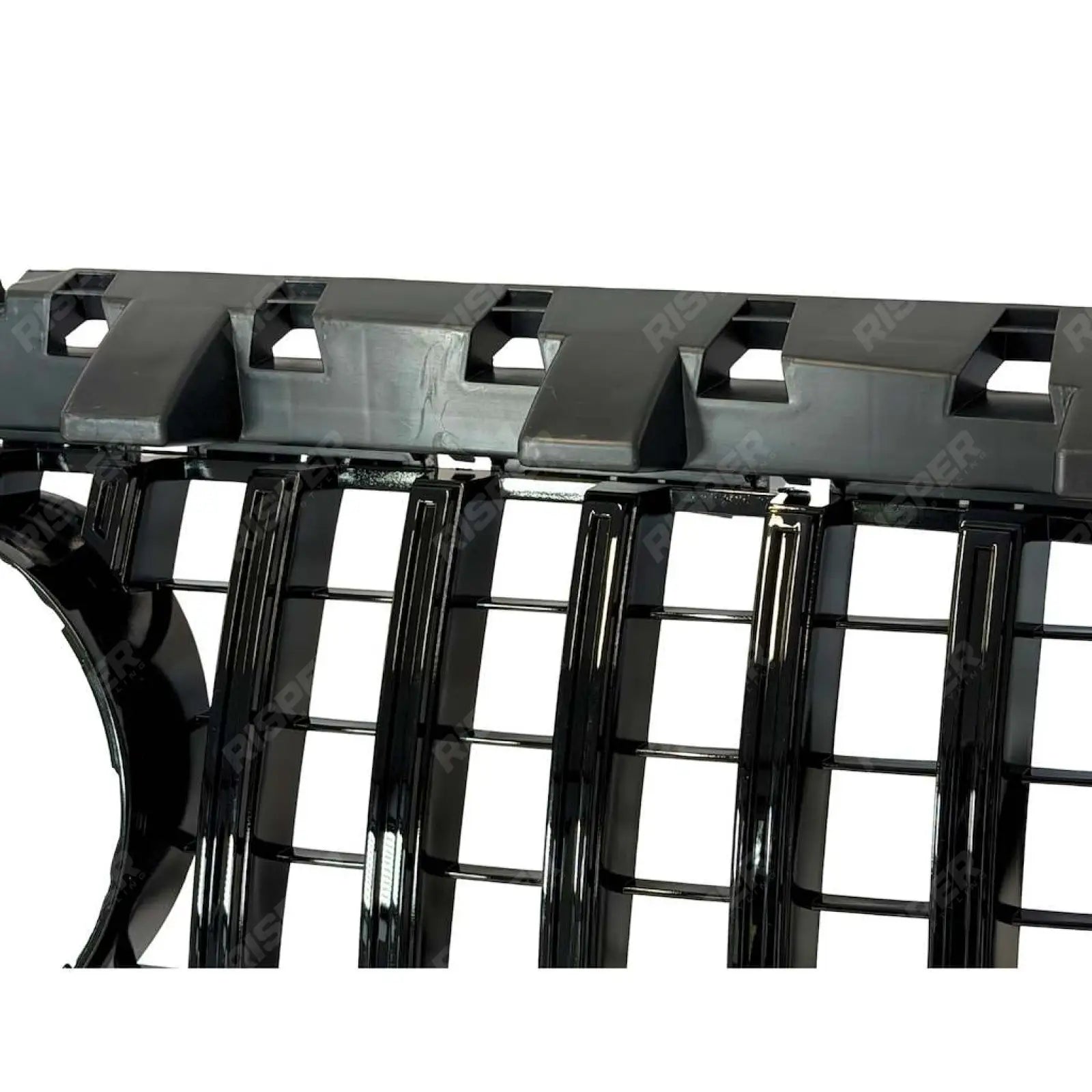 GT Style Grille In Gloss Black For Mercedes CLA W117 2013-2019 - Grilles