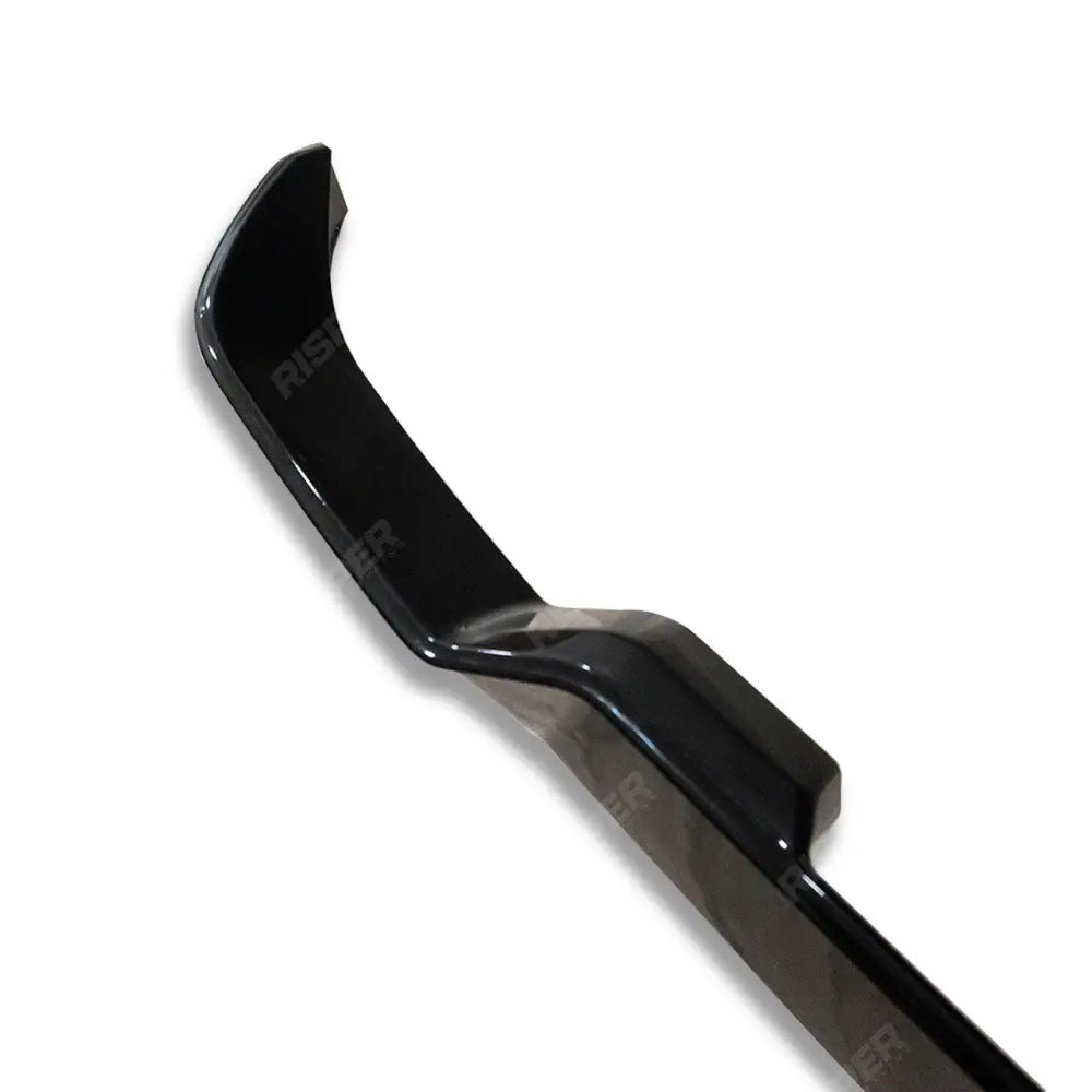 Land Rover Defender L663 90/110/130 2020+ Rear Spoiler V.2 In Gloss Black