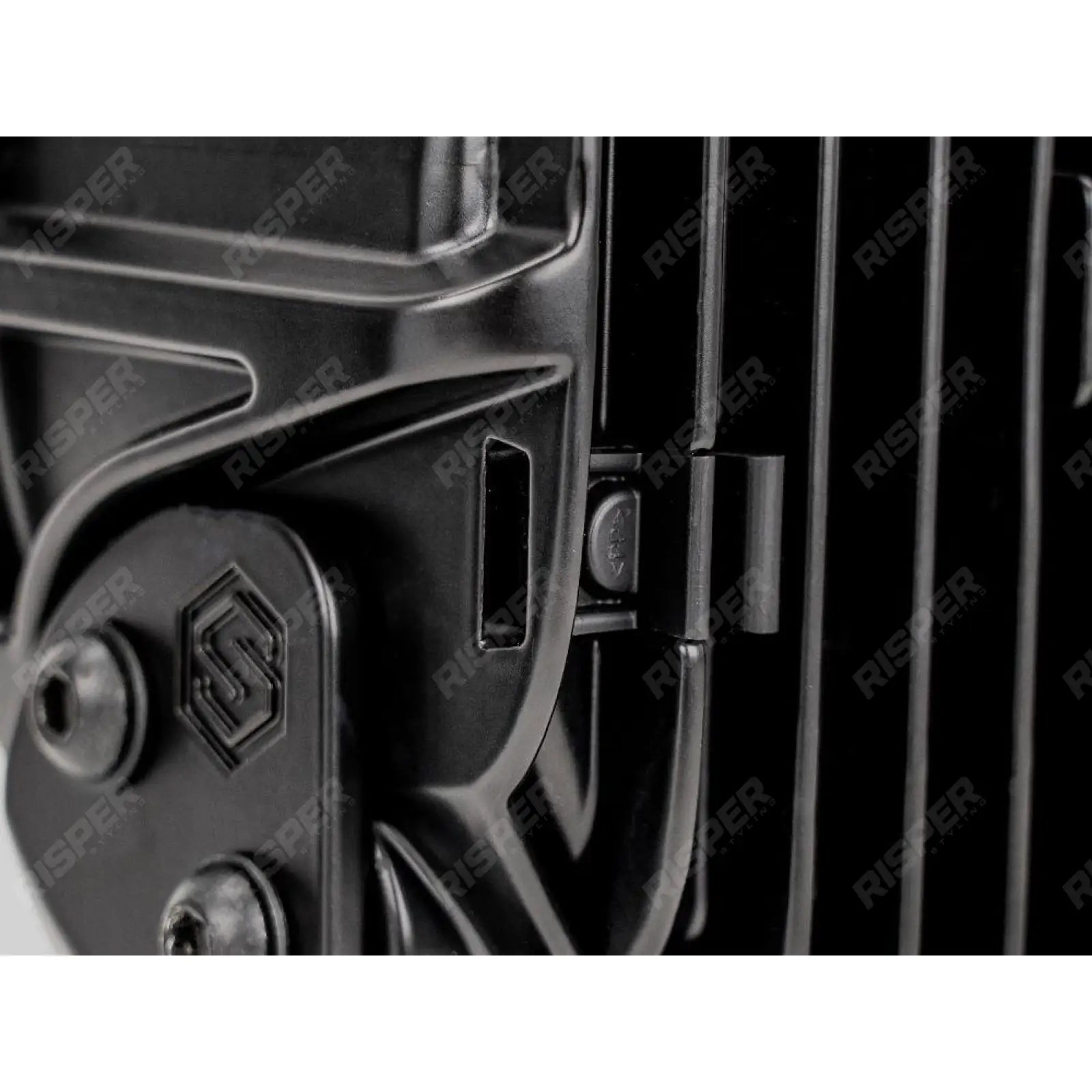 Lazer Lamps Sentinel 9" Elite - LED Spot Lamp