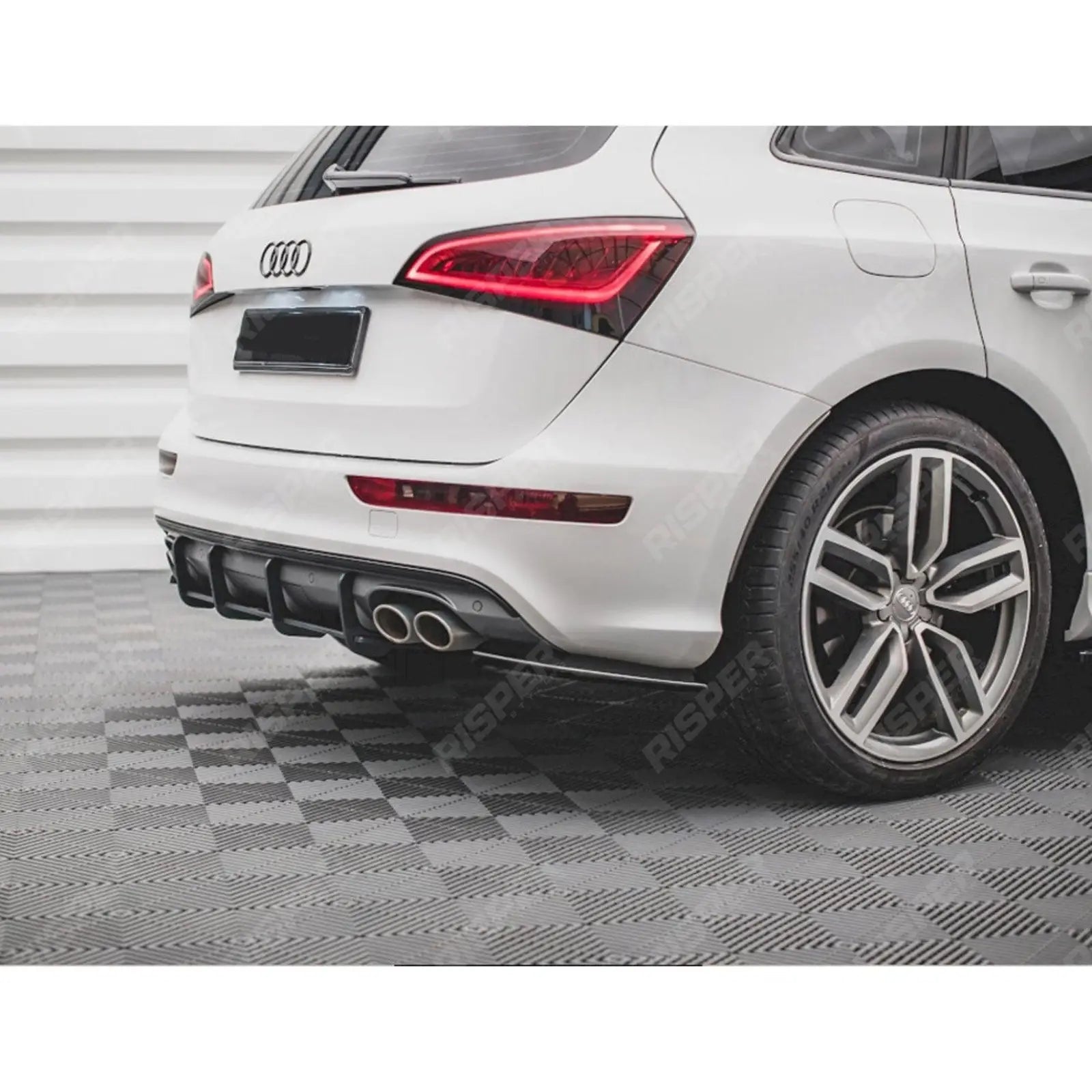 AUDI SQ5 MK1 (8R) 2012 - 2017 - MAXTON REAR BUMPER SPLITTERS - GLOSS BLACK