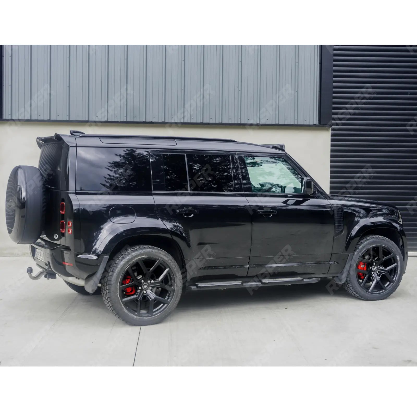 Land Rover Defender 110/130 L663 2020 On OE Style Roof Rail – Pair – in Black