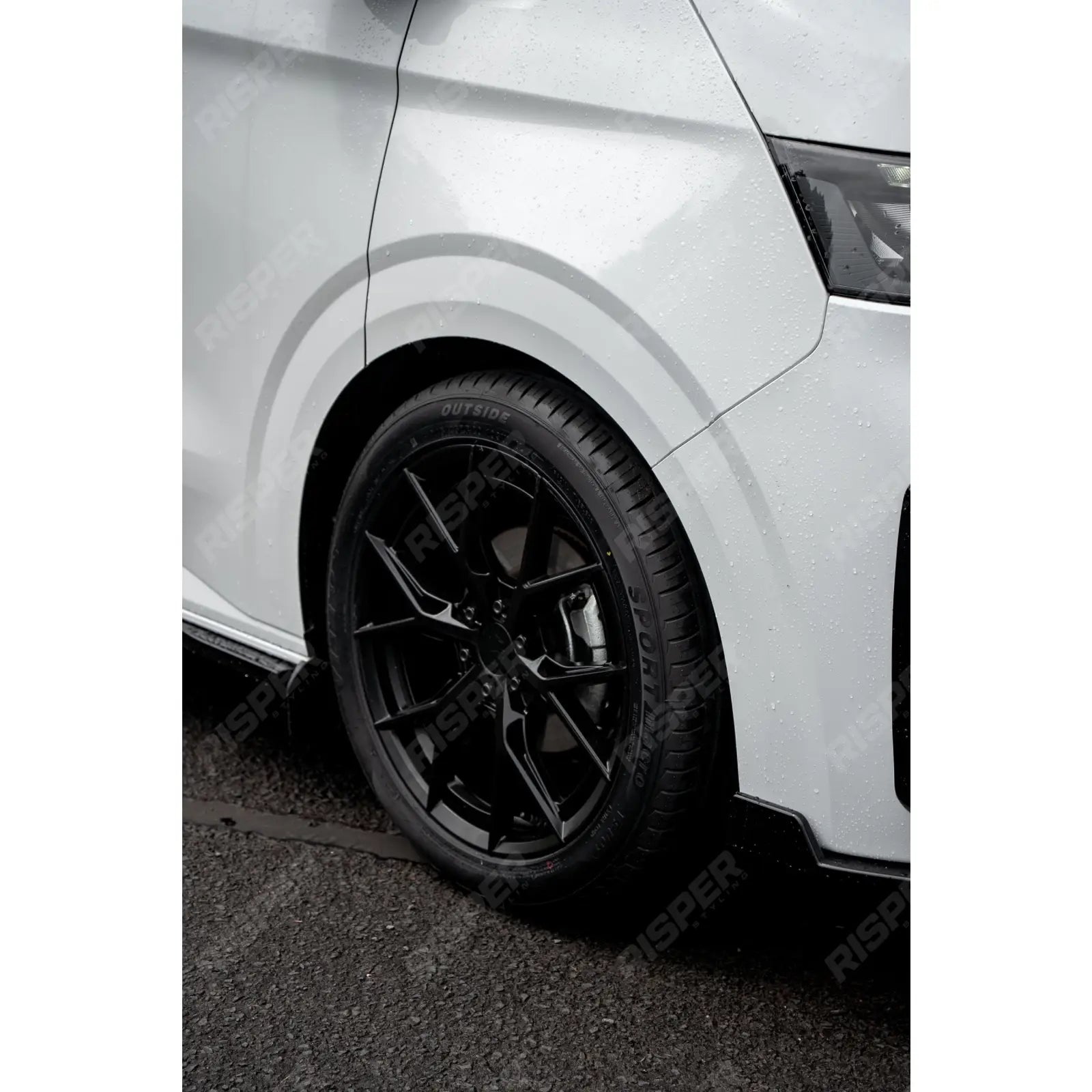 Premium Aero Kit In Gloss Black For Volkswagen Transporter T7 LWB TAILGATE 2025 on - Aero Kit