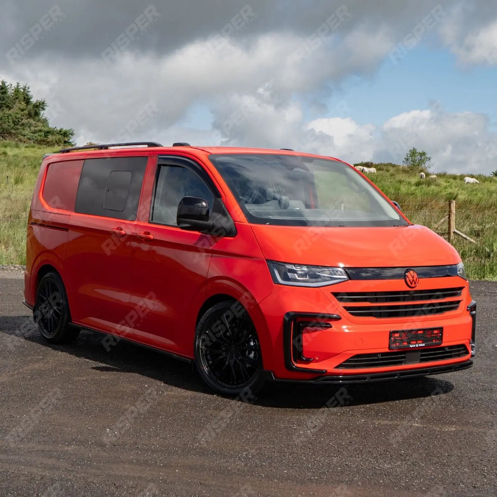 Premium Aero Kit In Gloss Black For Volkswagen Transporter T7 SWB TAILGATE 2025 on - Aero Kit
