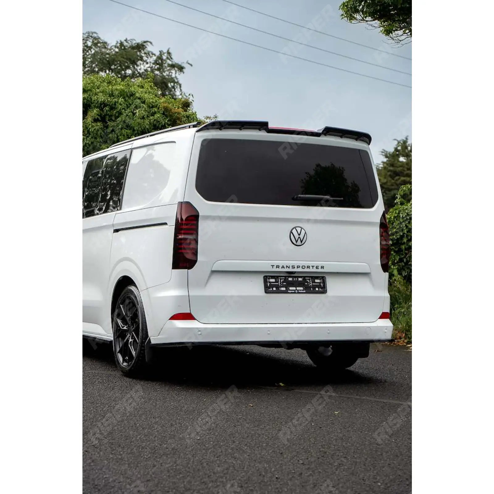 Premium Aero Kit In Gloss Black For Volkswagen Transporter T7 SWB TAILGATE 2025 on - Aero Kit