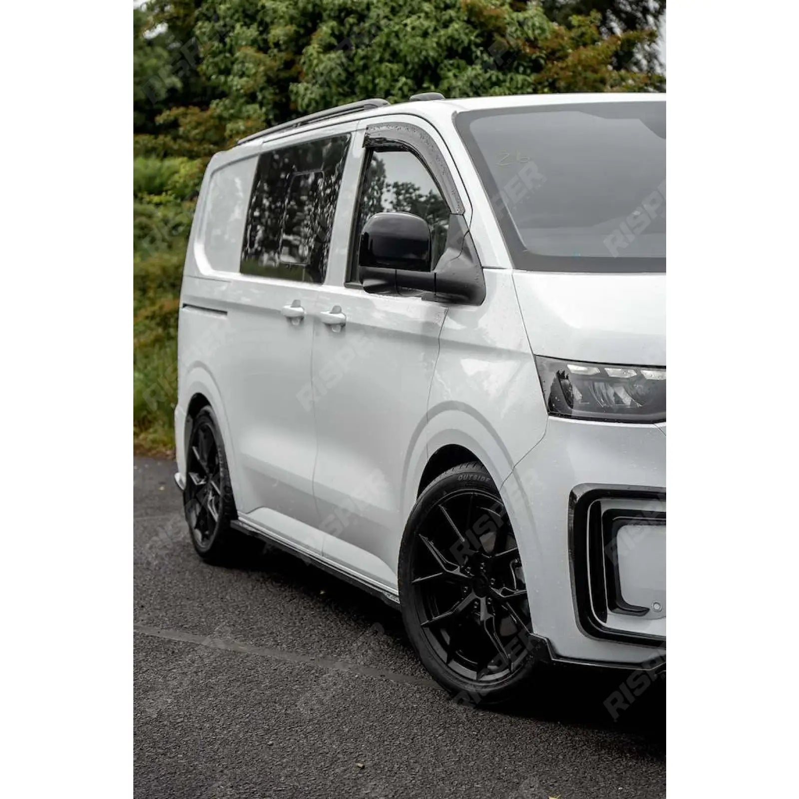 Premium Aero Kit In Gloss Black For Volkswagen Transporter T7 SWB TAILGATE 2025 on - Aero Kit