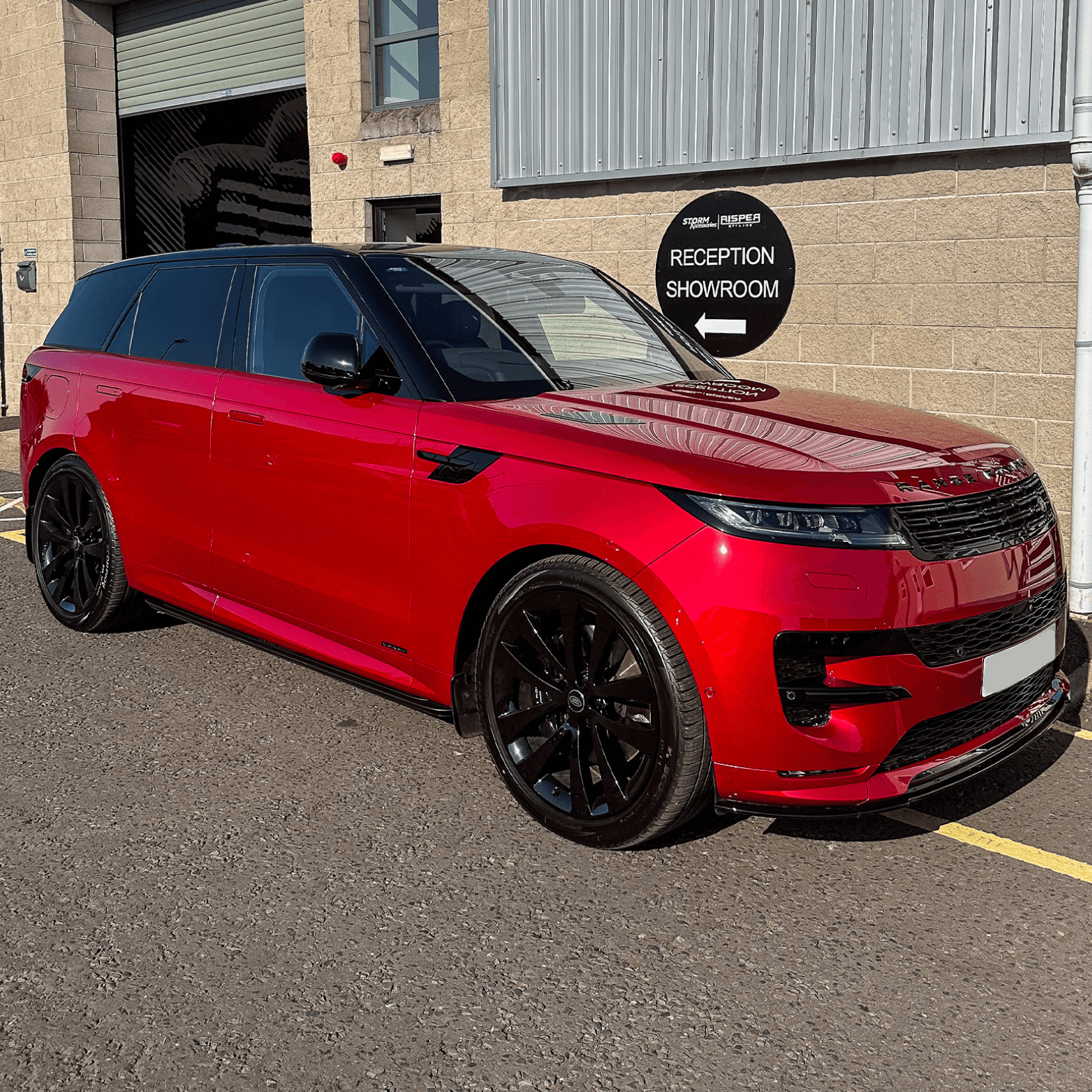 Range Rover Sport L461 2023+ SV Style Front Splitter Lip In Gloss Black