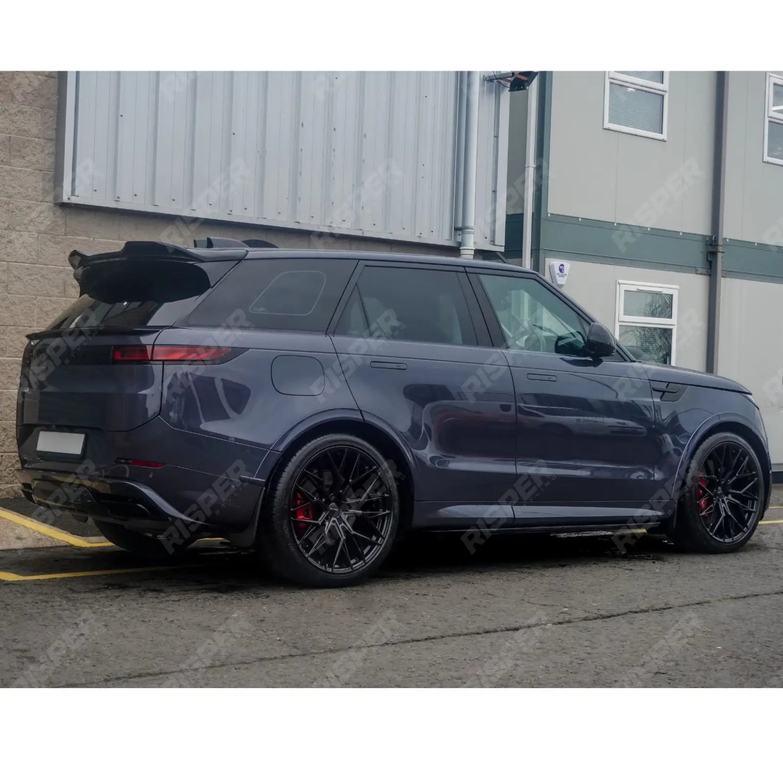 Range Rover Sport & Vogue 2023 On – Side Steps - Running Boards In Black Side Steps