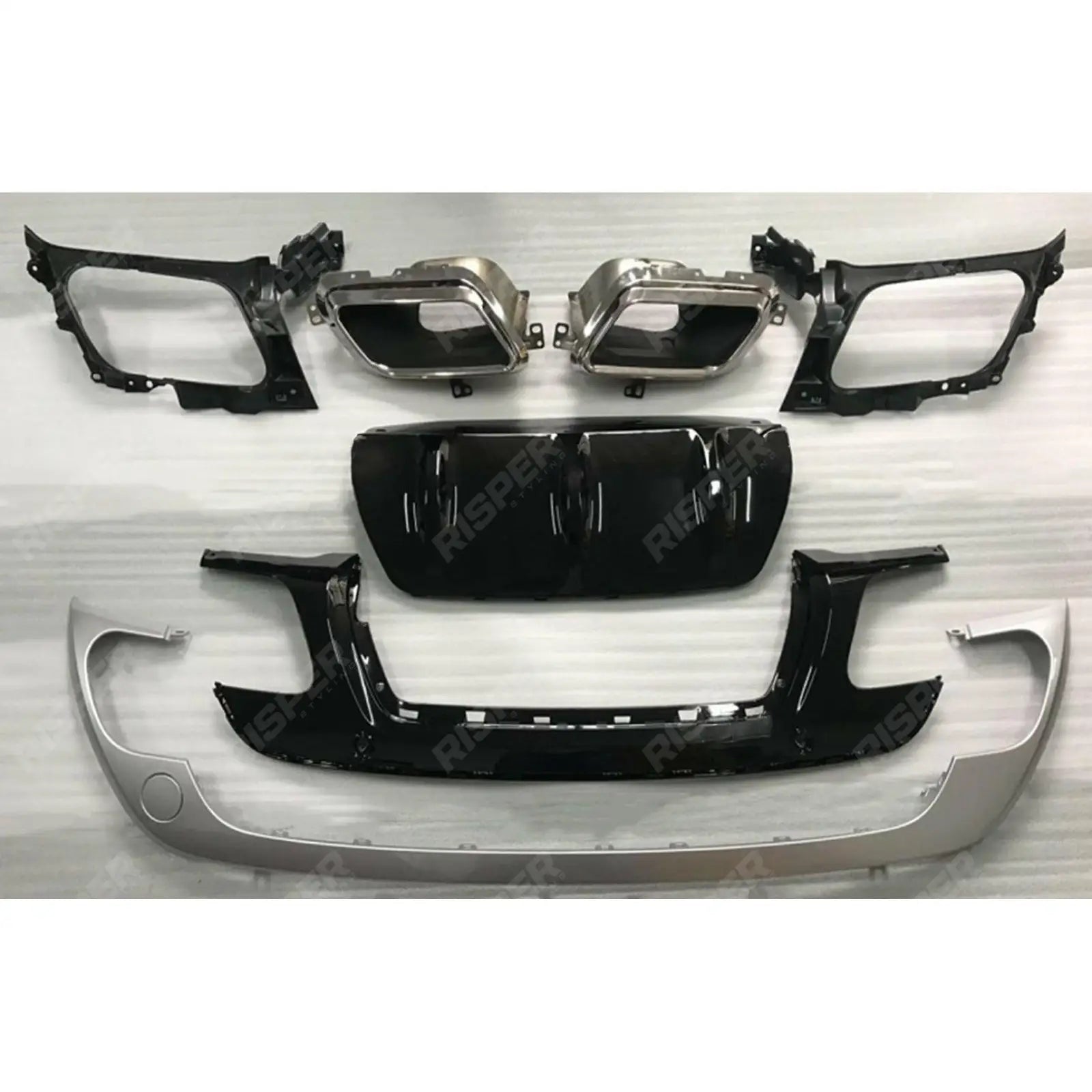 Range Rover Velar 2017 On – L560 – Dynamic Upgrade Kit – Grille Side Vents Bumper Trims – Black Silver Main image